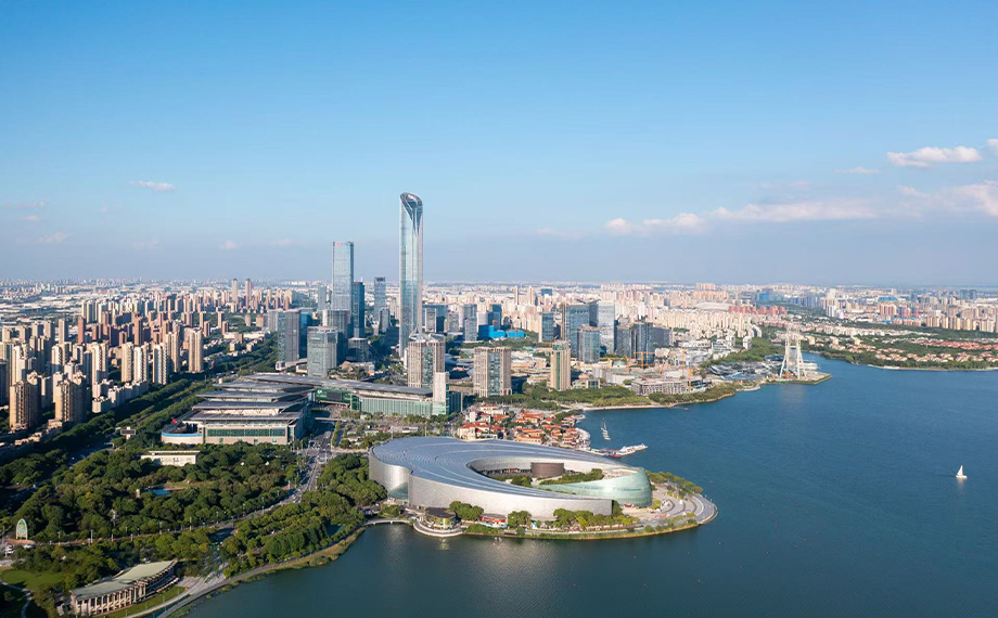 金雞湖畔，友誼之樹(shù)結(jié)碩果